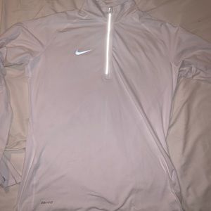 NIKE DRI-FIT QUARTER ZIP 🤍